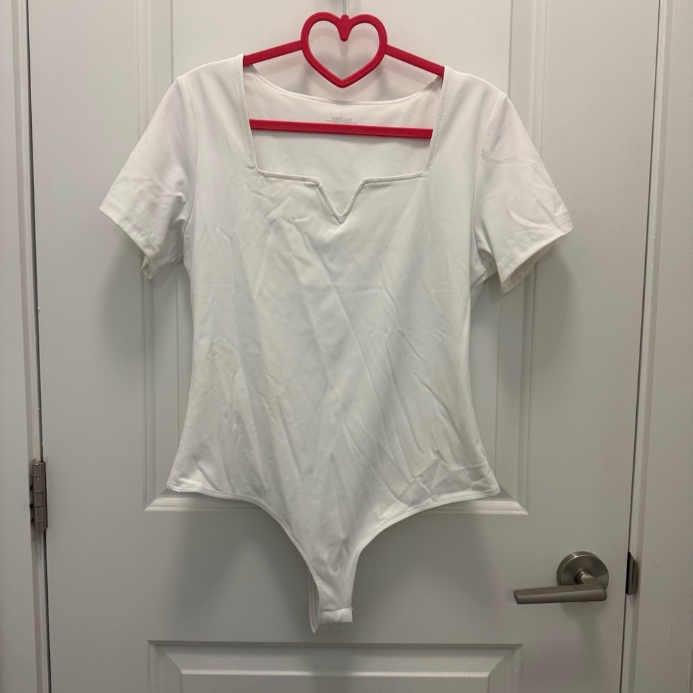 Women’s White Square-Neck Short Sleeve Bodysuit, Size L